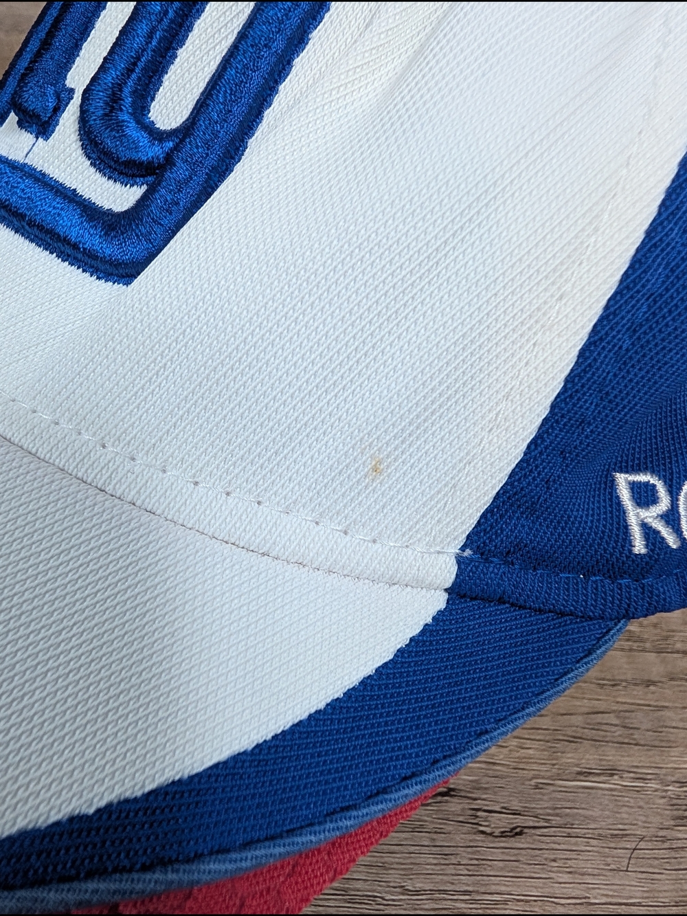 New York Giants Hat Cap Fitted S/M Red White Blue Reebok On Field NFL Football - Picture 3 of 9